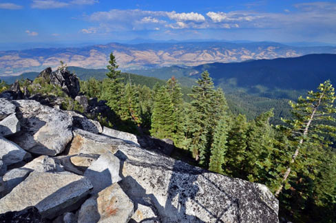 Mount-McLoughlin